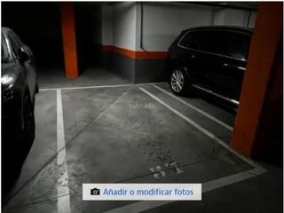 Miete Autoparkplatz in Calle de luis jiménez de asúa 25. Sanchinarro / calle de luis jiménez de asúa