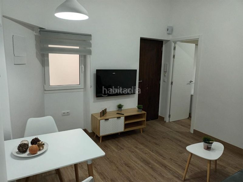 Foto 7f171fff-209c-44f0-bd6b-4a9e13e21b71. Rent flat in calle botica 25 in El Pópulo - Santa María Cádiz