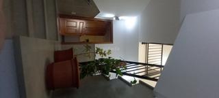 Triplex à Plaza san isidro 24. Encantador edificio en en corazón de ardales