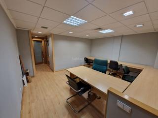 Rent Office space in Albereda jaume i 17. Se alquila oficina en el centro de xativa