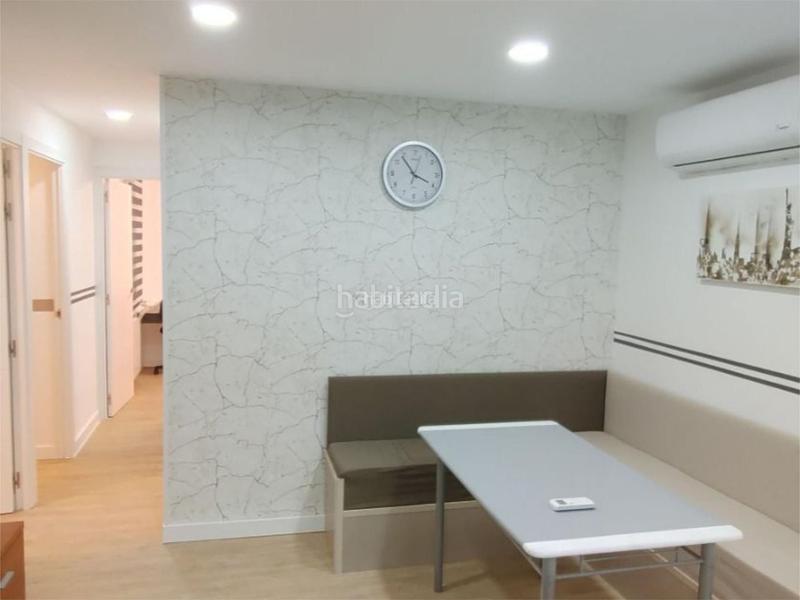 Foto 3e3233ae-3d6a-43f9-bcb5-8b9b8e421bb7. Pis a calle nardo 12 a Universidad Getafe