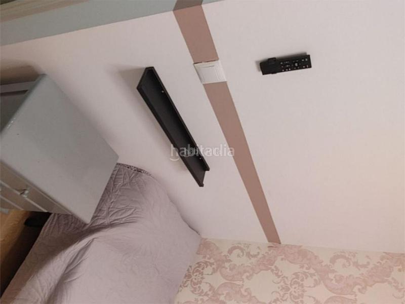 Foto 5666a90b-70c7-4c36-9730-23d6829e9c99. Pis a calle nardo 12 a Universidad Getafe