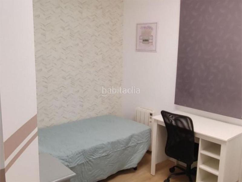 Foto 9f394bcc-a529-479a-8b07-281d2cc87ccb. Pis a calle nardo 12 a Universidad Getafe