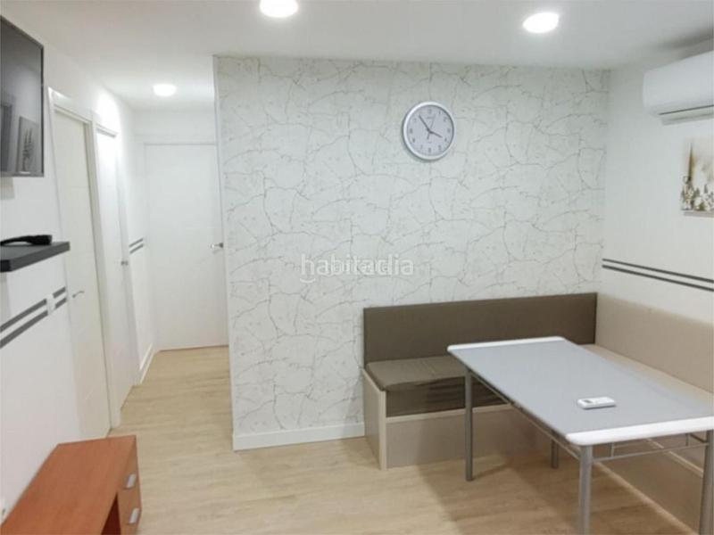 Foto e6936956-4dc7-4d84-8d73-8b84dcfde0b9. Pis a calle nardo 12 a Universidad Getafe