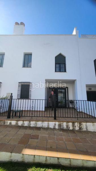 Foto 6596b226-eaba-41c5-ad01-63c43d26bc4c. Piso en calle estoril 2e duplex en Iznalloz