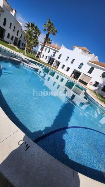 Foto 90e2b9b3-070f-4fb3-8952-e89029a15d64. Piso en calle estoril 2e duplex en Iznalloz