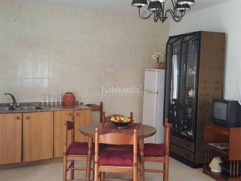 Foto cfb29b6f-4424-406e-af55-960735e2c730. Rent semi detached house in avenida hermanos sáez merino 15 in Millares