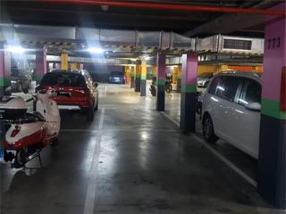 Parking coche en Calle del néctar 36. Canillejas / calle del néctar