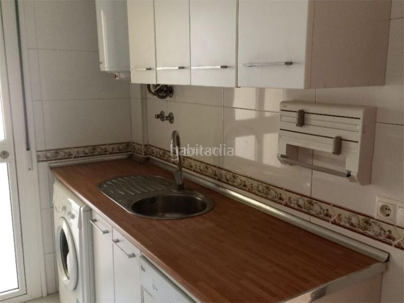 Foto abe6678c-eac4-489c-b380-dfb0372e1286. Flat in calle ana fernández 8 in Villanueva del Ariscal