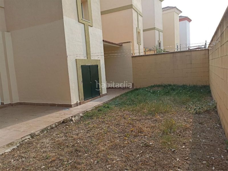 Foto b646e37f-13e2-4a2f-b13c-4b8df3b98d4f. Flat in calle ana fernández 8 in Villanueva del Ariscal