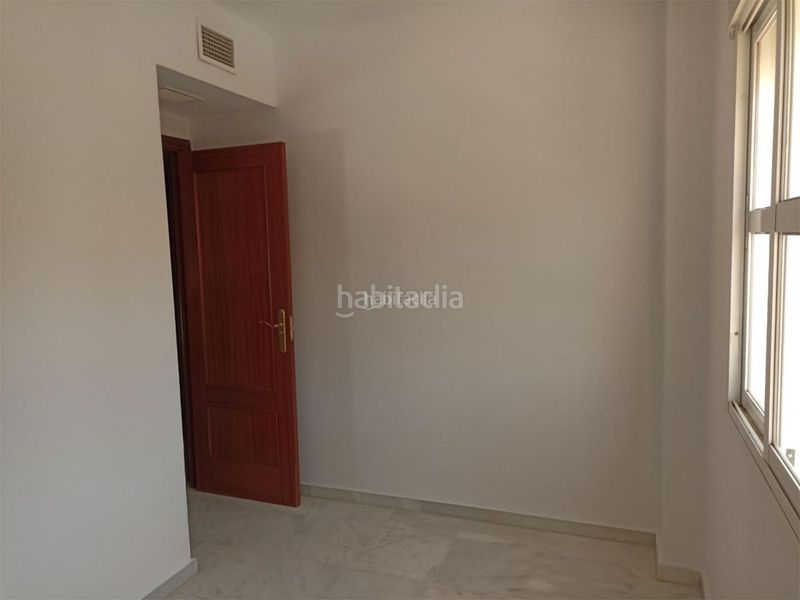 Foto bd6c6c21-0055-412a-8ad0-6f4b283b9c55. Flat in calle ana fernández 8 in Villanueva del Ariscal