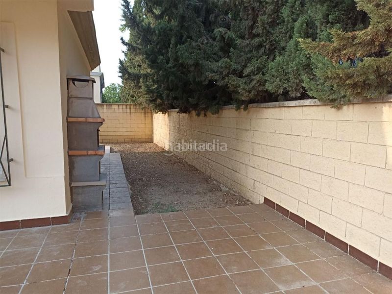 Foto d042cbb1-05ae-48ec-9daf-4676d5dcc168. Flat in calle ana fernández 8 in Villanueva del Ariscal