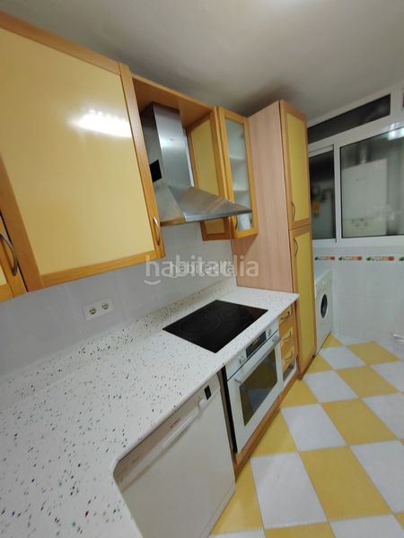 Foto ccbeaee6-9edb-49d3-a6b0-214df7d4e745. Apartamento en carrer de la punta del cavall 16 apartamento seminuevo ideal para entrar a vivir en Salou
