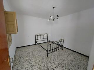 Maison à Calle barroseco 46. Vivienda de grandes dimensiones en fernan-núñez