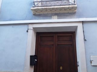 Casa adosada en venta en mula. mula calle pureza. 