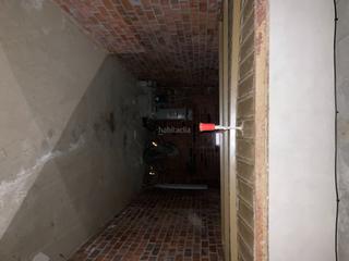 Aparcament cotxe a Carrer de la valira 215. Garage / aparcamiento / aparcament