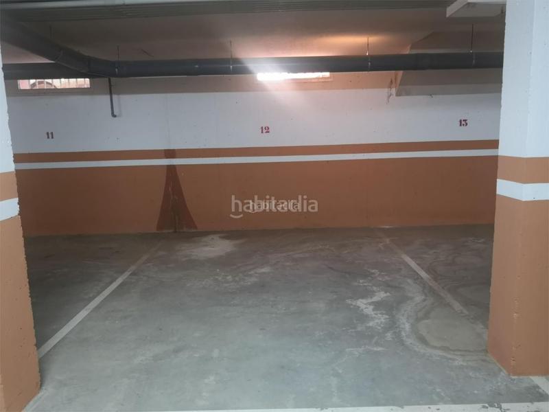 Foto 86b22690-d705-4d44-b98a-9e4fde7a6d97. Miete autoparkplatz in calle montizón 16 in Carlota (La)