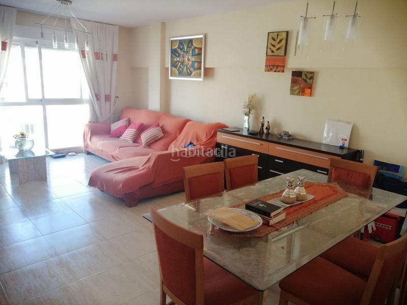 Foto 22e67b73-b25f-492d-b269-e3ff72da60a9. Lloguer casa a avenida conde de lumiares 34 a Campoamor Alicante