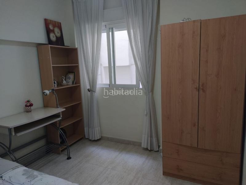 Foto 806ac0d8-9f82-46fe-9b08-35f90f67ca45. Lloguer casa a avenida conde de lumiares 34 a Campoamor Alicante