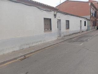 Casa adossada a Calle segunda transversal 10. Fuensalida / calle segunda transversal