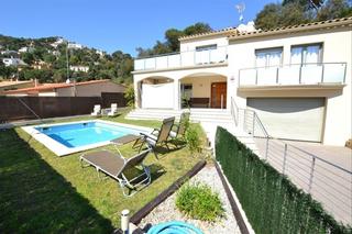 Casa en alquiler en calonge, mas pere-río de oro. 