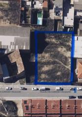 Terreny residencial a Carrer del president companys 49. Parceles plurifamiliars en venta