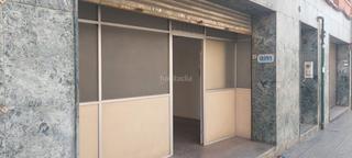 Location Local commercial à Carrer de galileu 4. Local en calle galileu 4-6 a pie de calle