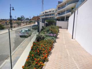 Piso en Calle margarita salas 1. Bajo reserva del higueron, fuengirola, edificio pa