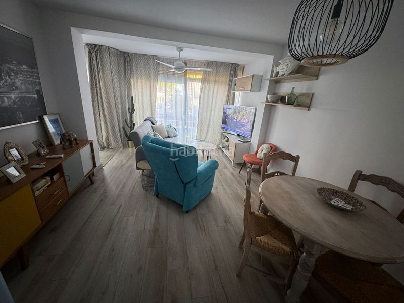 Foto a1a6cb39-dba6-4e58-849b-381c6da7986b. Pis a avenida de murcia 7 a Playa Levante Benidorm