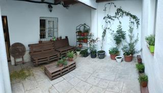 Casa en Carrer de montserrat 20. Casa a sant hipòlit de voltregà