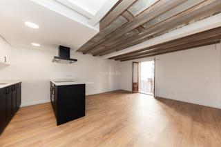 Piso en Via laietana 22. Piso nuevo a estrenar en via laietana