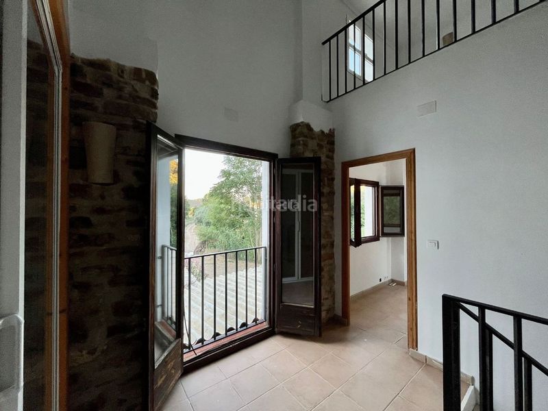 Foto b16b2685-b74b-4a96-ae98-5e7c910ef75c. Chalet in cuesta los escaloncillos 7 in Loja