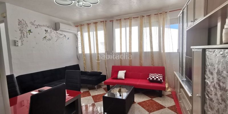 Foto eb0bc993-64cd-484d-a683-2589b1ab770b. Alquiler apartamento en calle acacias de Guadalmar 4 precioso apartamento en primera línea de playa en Málaga