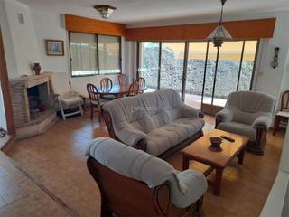 Casa en Calle calafate 9. Cabo roig