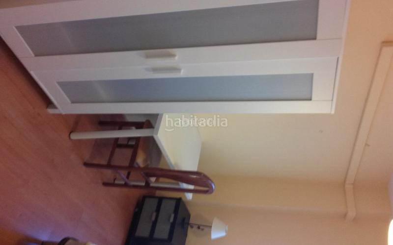 Foto 4dbdb57c-cda4-458a-874e-ec9a89fccf95. Location appartement dans avenida de pino montano 25 dans Sevilla