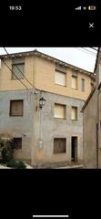 Pis a Calle candau 15. Casa en sarsamarcuello