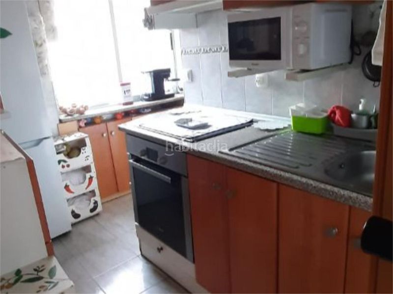 Foto 0a45690a-3923-44e1-bef7-cd16cf937238. Piso en calle amancio ruiz capillas 14 Covadonga - Campuzano - Ciudad Vergel / calle aman en Torrelavega