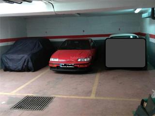 Parking coche en Calle de nuestra señora de la antigua 36. Puerta bonita / calle de nuestra señora de la anti