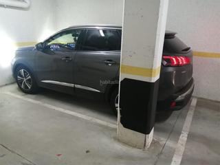 Location Parking voiture à Carrer ramon y cajal 25. Sant pere / carrer ramon y cajal