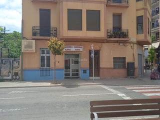 Local commercial à Carrer sant ramon 2. Local comercial y vivienda