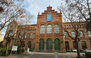Aparcament cotxe a Carrer soler i palet 20. Plaça gran 10 x 2,70