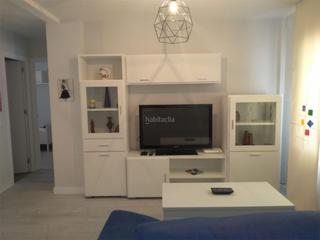 Rent Studio in Avenida españa 40. Juan de la cierva / avenida españa