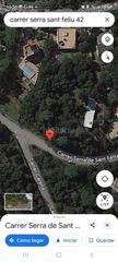 Terrain résidentiel à Carrer serra de sant feliu 42. Parcela  ascendente con parte plana!! buen precio
