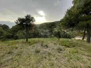 Terreny residencial a Carrer la bauma 21. Bona ubicació amb vistes a montserrat