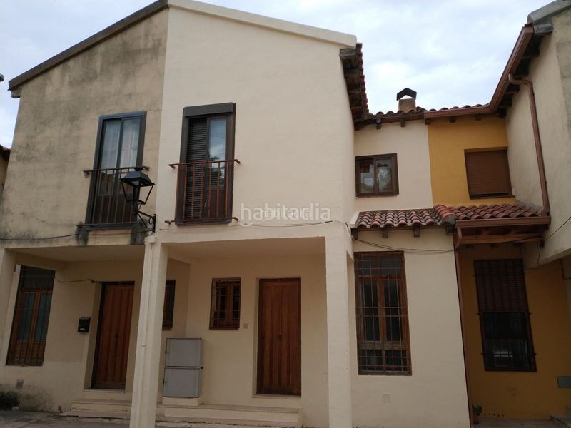 Foto b53f4812-7400-410c-b73a-cf1627d2feb8. Casa adosada en calle las eras 25 / calle las eras en Cogolludo