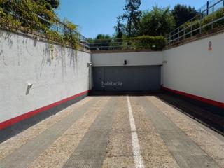 Miete Autoparkplatz in Calle de los yébenes 249. Aluche / calle de los yébenes