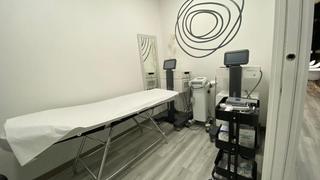 Miete Geschäftsraum in Carrer de marià cubí 173. Gran oprtunidad de traspaso