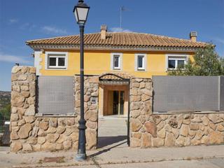 Casa en Calle puerto de canencia 14. Puerto de galapagar - las cuestas / calle puerto d