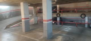 Aparcament cotxe a Carrer de la muntanya 7. Plaza para coche pequeño o mediano
