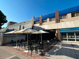 Affitto Locale commerciale in Calle hilados 9. Chicago lounge